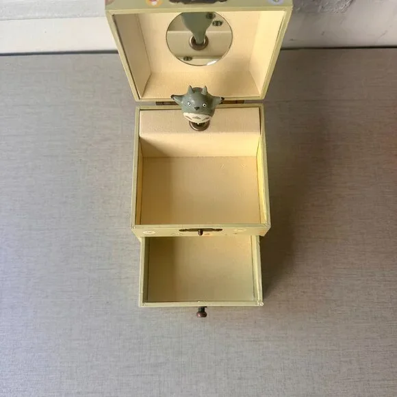My Neighbor Totoro Music Box - Picture 2 of 8